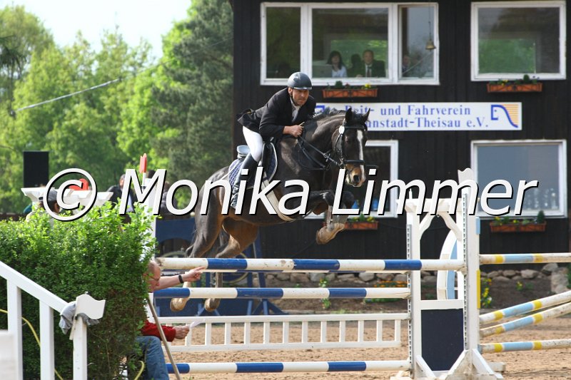 104M4054_El Ninio_Spring M.JPG